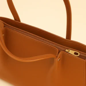 Classic Leather Tote Bag 2