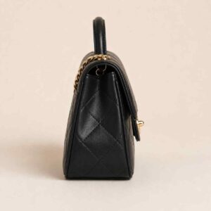 Classic Shoulder Bag