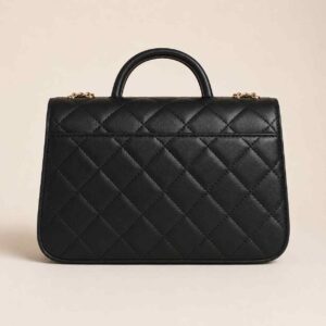 Classic Shoulder Bag